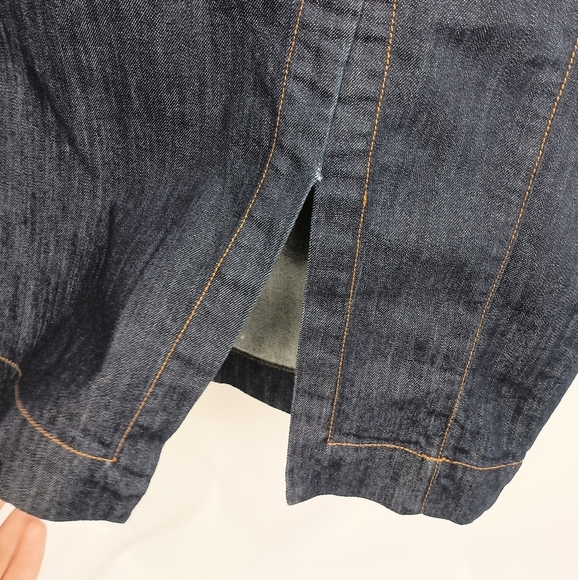 WHITE HOUSE BLACK MARKET Blue Denim Pencil Skirt  (#368) - Picture 4 of 8